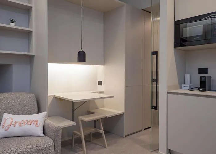 Luxury - Cesare Da Sesto 23 Daire