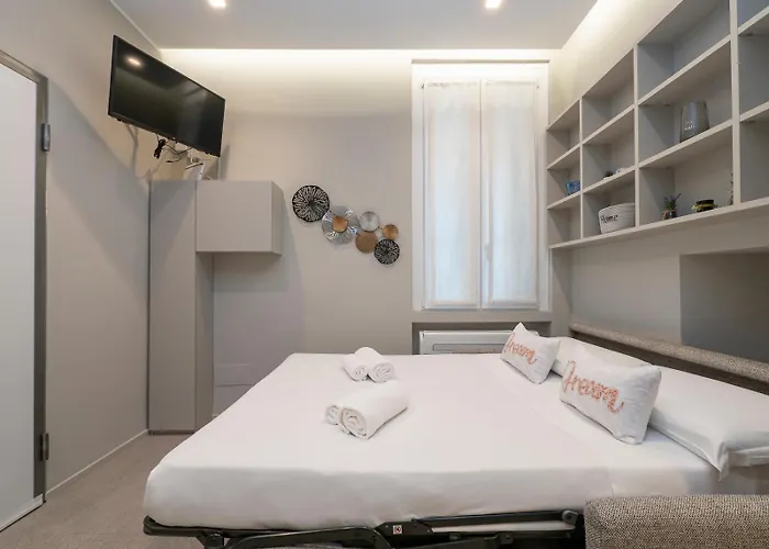 Daire Luxury - Cesare Da Sesto 23 *